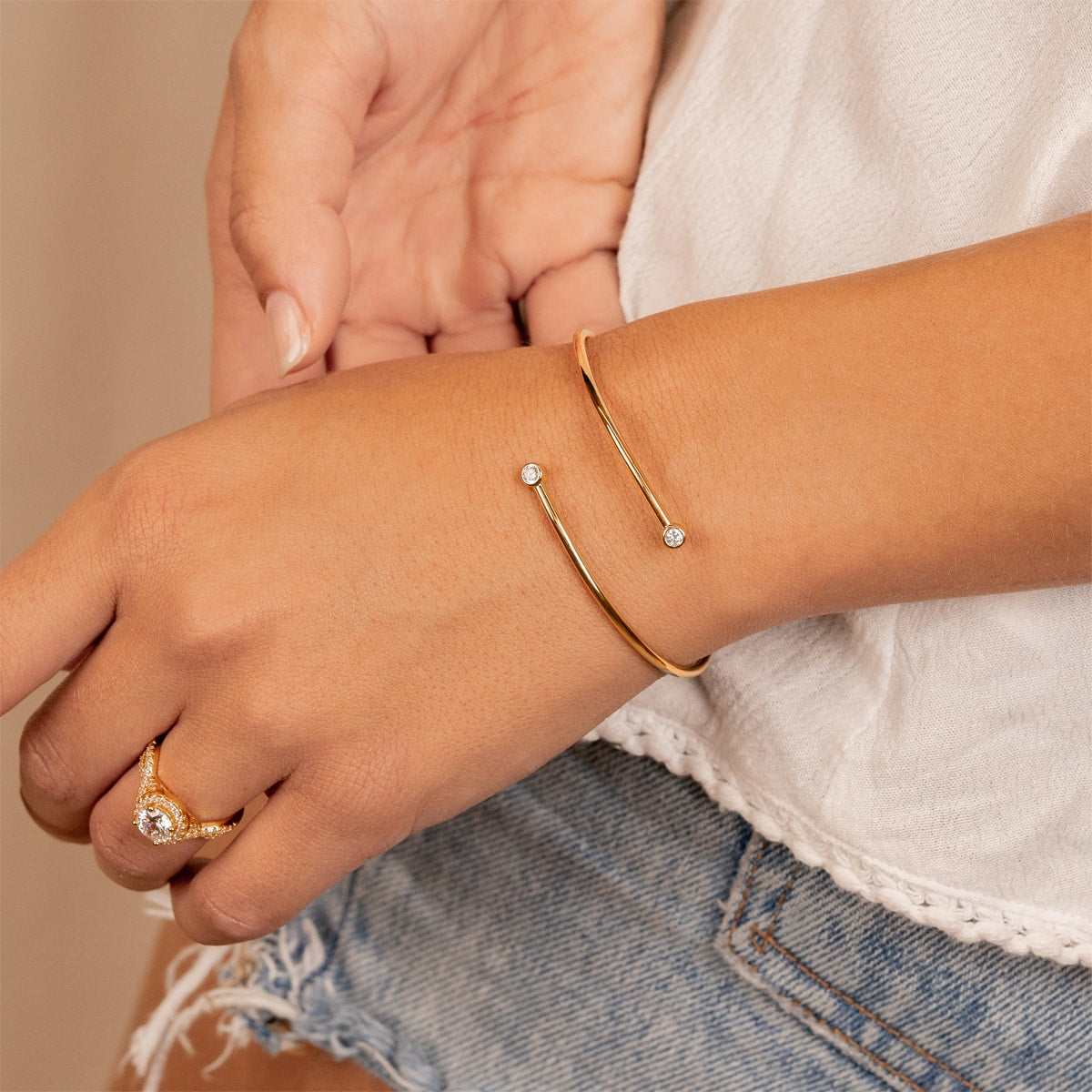 Affordable simple gold bangle stud bracelet
