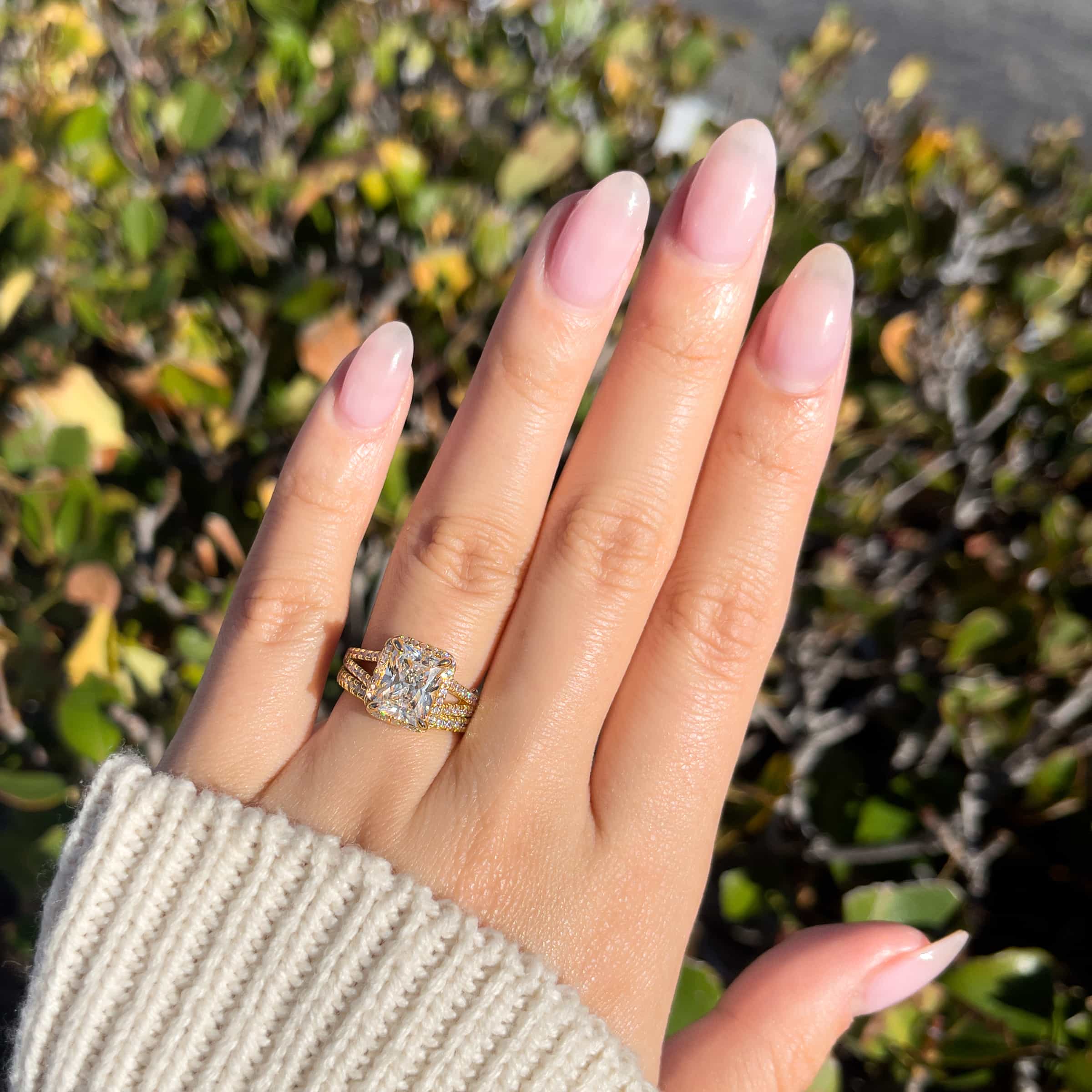 Round Lab Grown Diamond Halo Engagement Ring with Floating Bubble Band |  Unique engagement rings halo, Halo diamond engagement ring, Halo engagement  ring